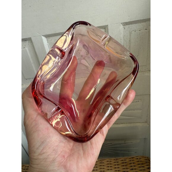 Vintage MCM Pink Iridescent Glass abstract Free form Ash Tray - Picture 3 of 8
